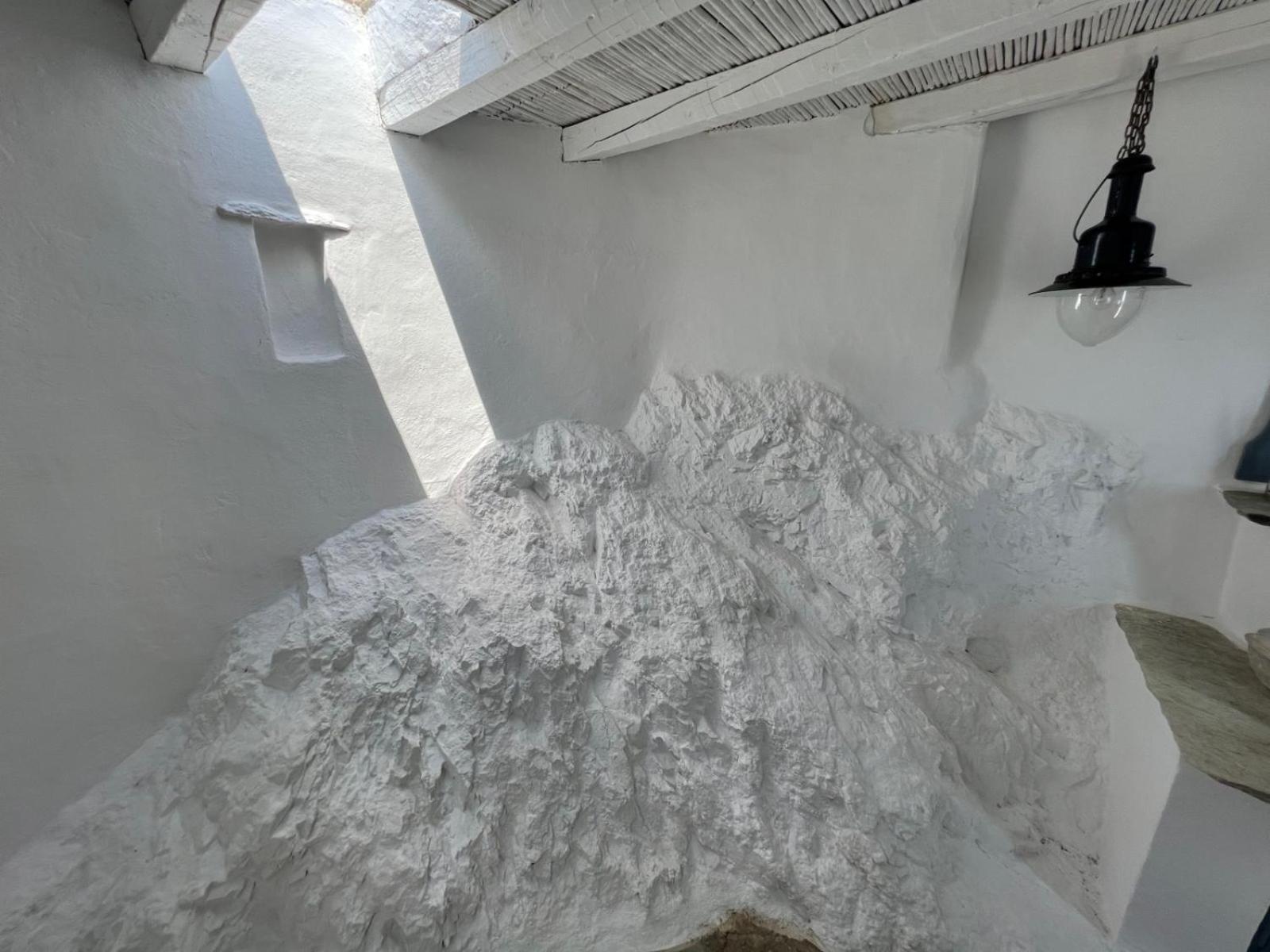 Windhouses Serifos 외부 사진